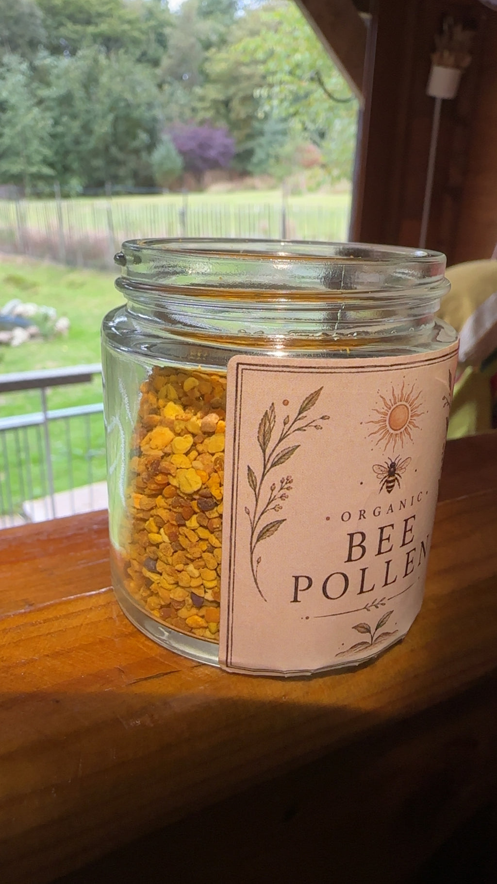 Organic bee pollen